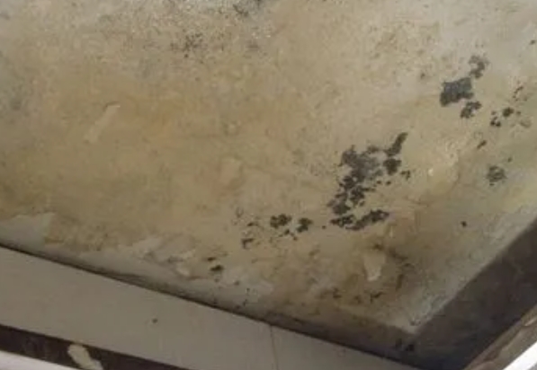 北海阳台漏水维修公司分享下北海卫生间渗水维修需要注意哪些问题。